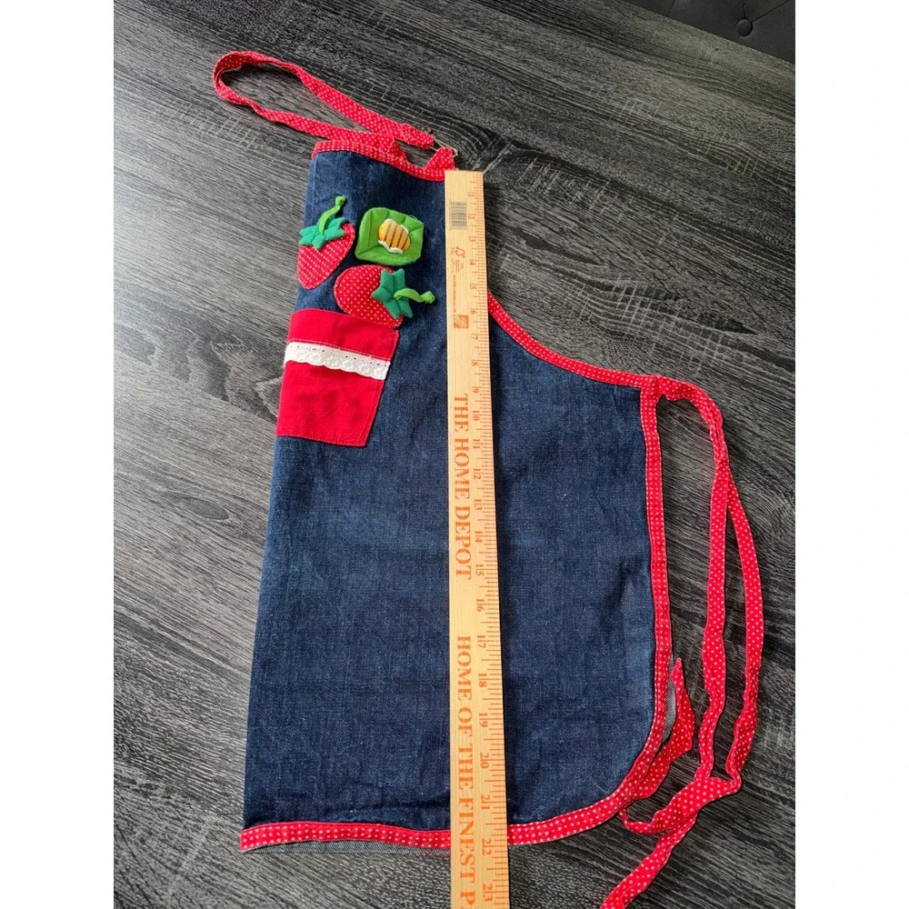 Vintage‎ House of Hatten Denim Strawberry Apron Red Polka Dot 3D Applique Bee